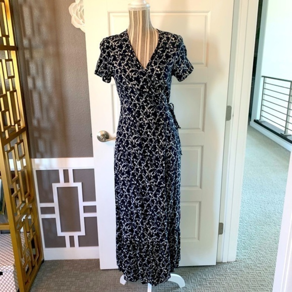Vero Moda Patterned V-Neck Wrap Dress